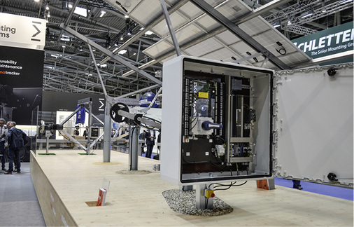 



Die neue Steuerbox kann der Anlagenplaner gleich als Generatoranschlusskasten nutzen.
