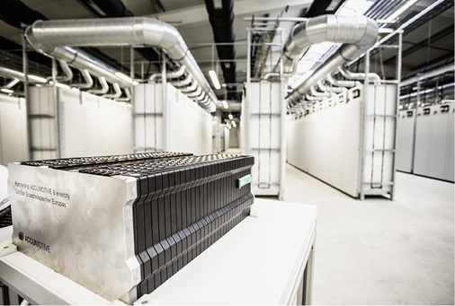 



Die Doppelnutzung von Batteriesystemen verbessert auch die Umweltbilanz der E-Mobilität.

