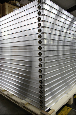 



Thermische Solarkollektoren gehören gleichfalls zum Sortiment der Schweizer.
