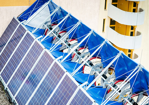 
Auf einem Hochhaus in Spandau wurde das Windrail-System erstmals installiert. Die Erwartungen in die Anlage haben sich nicht erfüllt.



