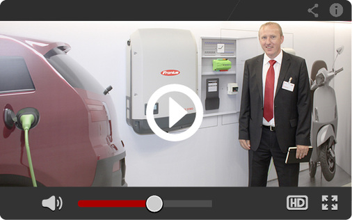 



Martin Hackl von Fronius bringt jedes Jahr spannende Innovationen nach München mit. In diesem Jahr steht bei Fronius die Sektorkopplung im Mittelpunkt des Messeauftritts. Wir dürfen gespannt sein!
