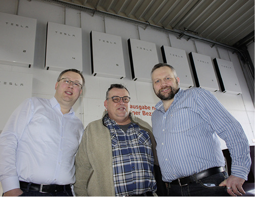 <p>
</p>
<p>
David Muggli (links) und Sebastian Pönsgen (rechts) von Priogo dürfen stolz sein.
</p> - © Foto: Heiko Schwarzburger
 
David Muggli (links) und Sebastian Pönsgen (rechts) von Priogo dürfen stolz sein.