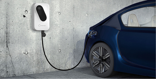 
Shell investiert Millionen Euro in den Speicherhersteller Sonnen. Der britische Erdölkonzern weiß, dass die Elektromobilität kommt und nicht mehr aufzuhalten ist.



