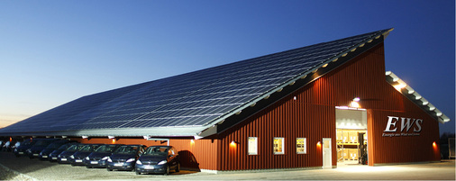



Solarlager an der dänischen Grenze: EWS hat seinen Firmensitz in Handewitt sukzessive ausgebaut.
