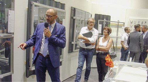 



Der Fachgroßhändler Baywa r.e. legt großen Wert auf kostensparende Unterkonstruktionen.
