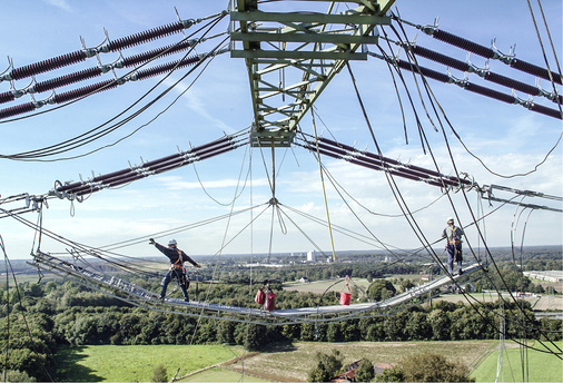 



Das Gleichgewicht ist entscheidend: nicht nur beim Leitungsbau, sondern auch bei Stromverbrauch und -einspeisung.
