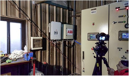 



Harte Bedingungen für Mensch und Technik: beißende Winde mit Geschwindigkeiten bis zu 200 Kilometer pro Stunde.
