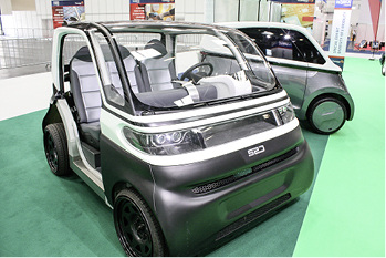 
Ein Großstadttauglicher Zweisitzer mit vollelektrischem Antrieb.



