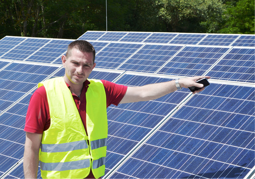 



Tobias Schönsteiner leitet das Photovoltaikteam bei Speidel in Göppingen.

