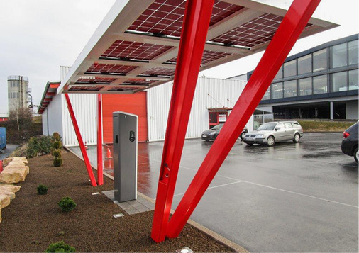 
Wird nur eine Ladesäule installiert, reicht der vorhandene Anschluss meist.



