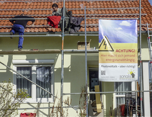 <p>
Der Eigenverbrauch kurbelt den Zubau an: Derzeit können sich die Installateure nicht über mangelnde Aufträge beklagen.
</p>

<p>
</p> - © Foto: Sonalis

