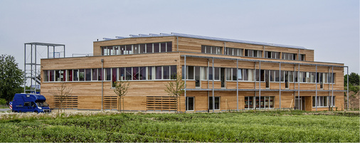 <p>
Firmengebäude von UItra Sports in Kusterdingen: Teamgeist mit Sonnenstrom.
</p>

<p>
</p> - © Foto: Sonalis

