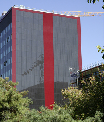 <p>
Solararchitektur mitten in Wien: Das Gebäude der Wirtschaftskammer Österreich trägt eine Photovoltaikfassade.
</p>

<p>
</p> - © Foto: Ertex Solar

