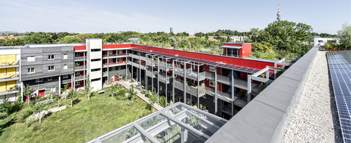 
Dachflächen optimal zu nutzen heißt, viele Funktionen und Nutzungsbegehren unter einen Hut zu bringen.



