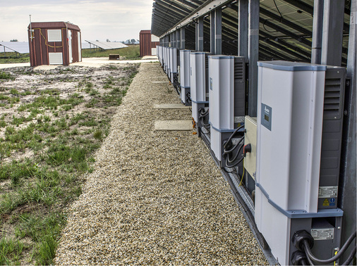 <p>
</p>

<p>
Der Solarpark Caudos 3 mit zwölf Megawatt Leistung verfügt über 132 Stringwechselrichter des Modells M88H ST.
</p> - © Foto: Delta Electronics

