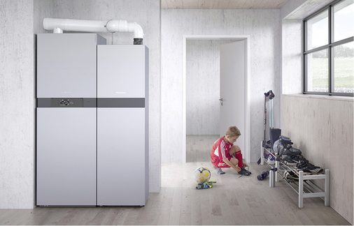 



Einbau und Abgasführung eines Komplettgeräts im Haustechnikraum.
