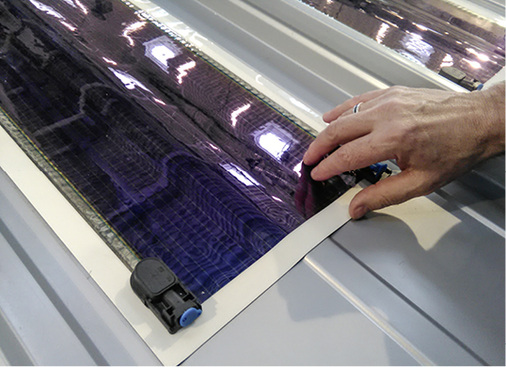 



Zambelli: organische Solarfolie mit Anschlussdose.
