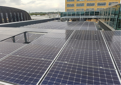 
HIT-Module von Panasonic wurden auf dem Gebäude der flämischen Landesregierung in Brüssel verbaut.



