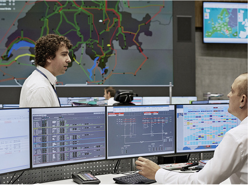 
In der Leitwarte des Übertragungsnetzbetreibers Swissgrid ist die Automatisierung schon deutlich weiter.



