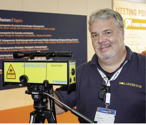 
Elektromeister Oliver Lenckowski ist Experte für die Fehlersuche in Photovoltaiksystemen.



