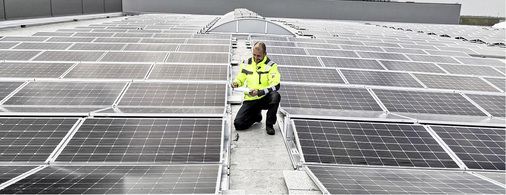 
Fehler werden notiert. Die Installateure bekommen ein Protokoll, um die Mängel zu beheben.



