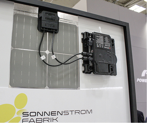 



Die Sonnenstromfabrik bietet ein smartes AC-Modul mit Umrichter an.
