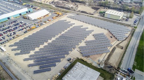 
So sieht die neue Anlage aus der Vogelperspektive aus. Die Montage dauerte rund fünf Wochen, ähnlich viel Zeit wie bei der Erstinstallation.



