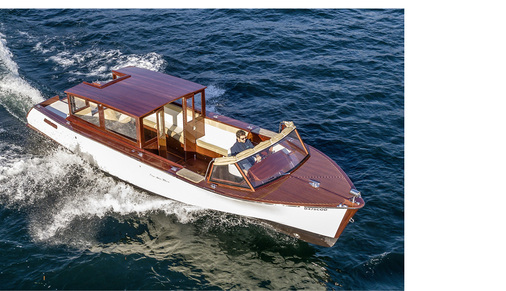 



Geräuscharm und ohne Emissionen auf dem Comer See. Zwei E-Motoren machen das jetzt möglich.
