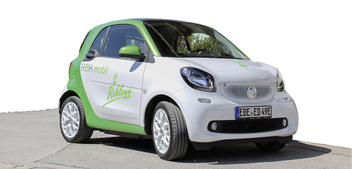 
Die Hoteliers im Berghotel Rehlegg bieten ihren Gästen Elektromobilität mit selbst erzeugtem Strom. 



