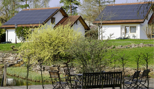 
Das Biohotel Sturm in der Rhön hat zusätzliche Flächen erschlossen und dabei den Energieverbrauch halbiert.



