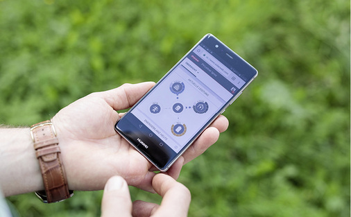 



Per Smartphone kann Bauer Leitner die Energieversorgung seines Betriebs überblicken.
