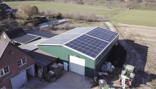<p>
</p>

<p>
46 Kilowatt leistet die neue Solaranlage auf der Lagerhalle des Frenkenhofs in Meerbusch.
</p> - © Foto: Jamp GmbH

