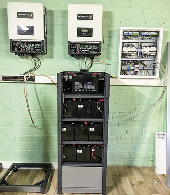 



Die Leistungselektronik stammt gleichfalls von Powertrust.
