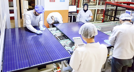 



Test von Solarmodulen am Photovoltaik-Institut in Berlin.
