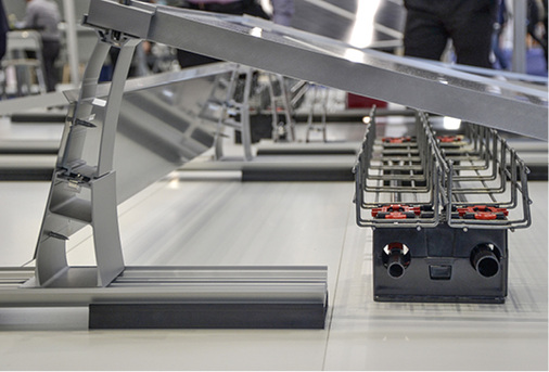 



K2 Systems: Für die Aufständerung braucht man hinten nur ein Zwischenstück.
