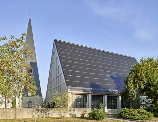 <p>
</p>

<p>
Die Kirche in Georgensgmünd hat Solarwatt komplett mit Modulen eingedeckt.
</p> - © Foto: Solarwatt

