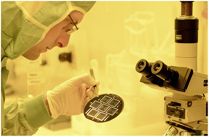 



Die Topcon-Zelle des Fraunhofer ISE erreicht einen Wirkungsgrad von 25,8 Prozent.
