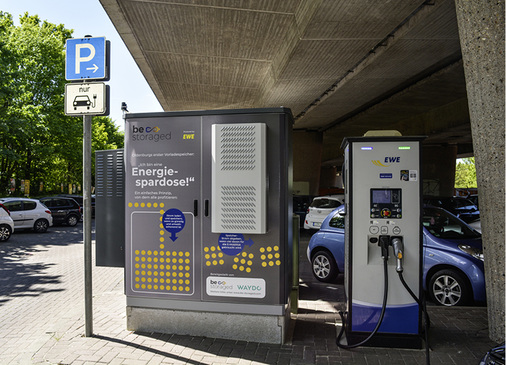 



Ein Outdoor-Speicher kappt die Lastspitzen, die durch E-Tankstellen entstehen.
