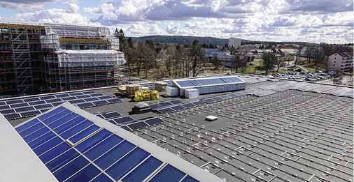 <p>
</p>

<p>
Solarstromanlage im Bau auf dem Lambertseter Einkaufscenter in Oslo.
</p> - © Foto: OBOS

