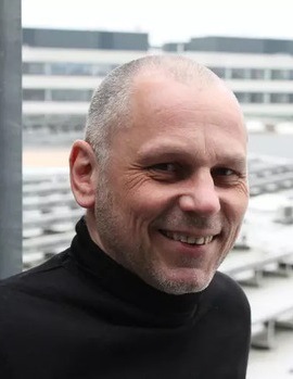 Moderator:  Sven Ullrich, Redakteur der photovoltaik - © Heiko Schwarzburger