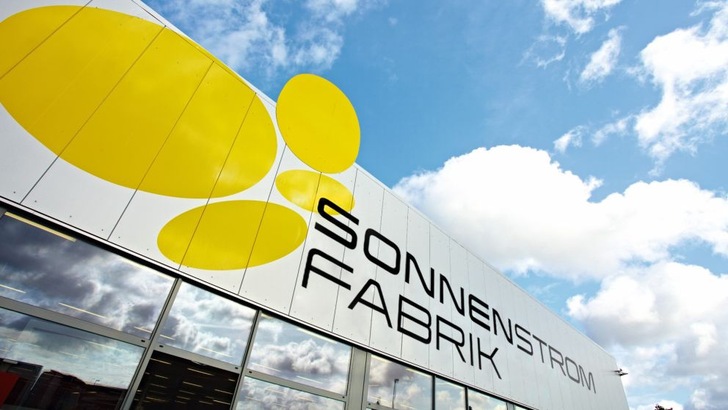 Die Fertigung von CS Wismar aka Sonnenstromfabrik. - © Sonnenstromfabrik
