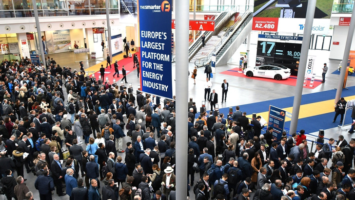 In diesem Jahr bleiben die Hallen der Messe in München leer. - © Solar Promotion
