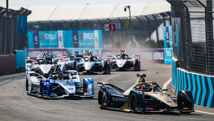 Auch die Teams der Formel E müssen in Coronazeiten Kosten einsparen. - © Courtesy of Formula E
