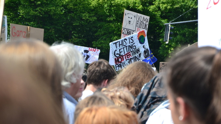 Der Klimastreik am 24. April 2020 kann nicht auf der Straße stattfinden. Trotzdem fällt er nicht aus. - © Velka Botička
