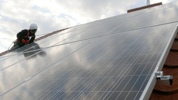 Immer mehr Photovoltaik: Der solare Zubau nährt sich dem 52-Gigawatt-Deckel. - © K2 Systems
