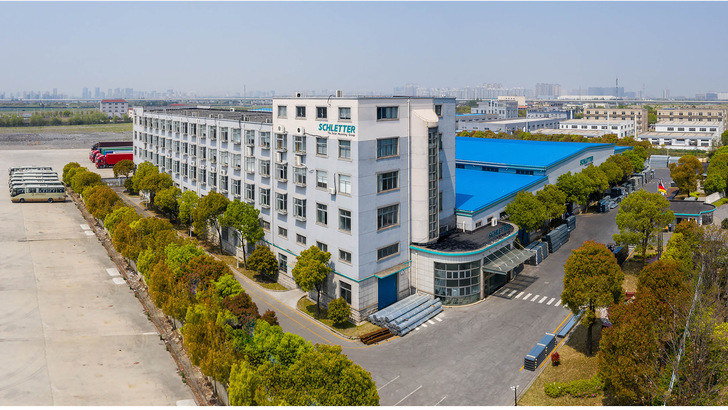 Das neue Werk der Schletter Group in Shanghai.