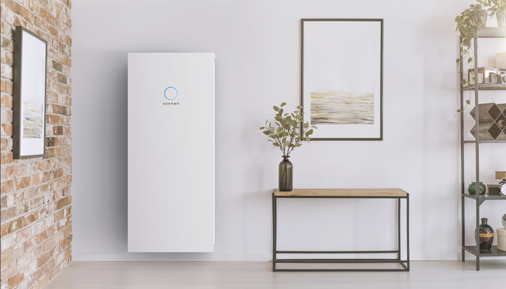 Die Sonnenbatterie 10 bietet 4,6 Kilowatt Leistung.