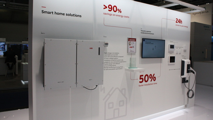 ABB hat sich nun aus der Fertigung der Wechselrichter und Speichersysteme verabschiedet. Dafür tritt die italienische Firma Fimer auf den Plan.