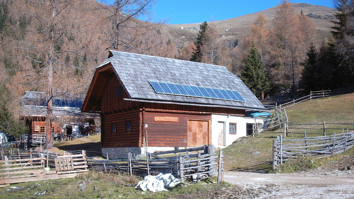 Nur 20 Prozent des vorhandenen Potenzials an geeigneten Dachflächen können unter den derzeitigen Rahmenbedingungen wirtschaftlich mit einer Solaranlage ausgestattet werden. - © Solartec Photovoltaik
