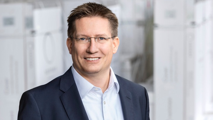 Koch die Nachfolge des Gründers Christoph Ostermann an.